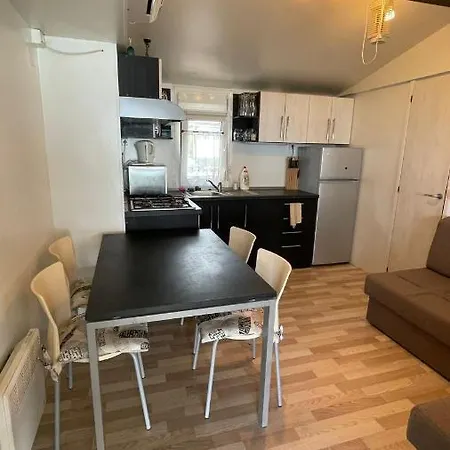 Renata Apartment Pirovac