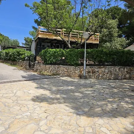 Apartment Renata Pirovac